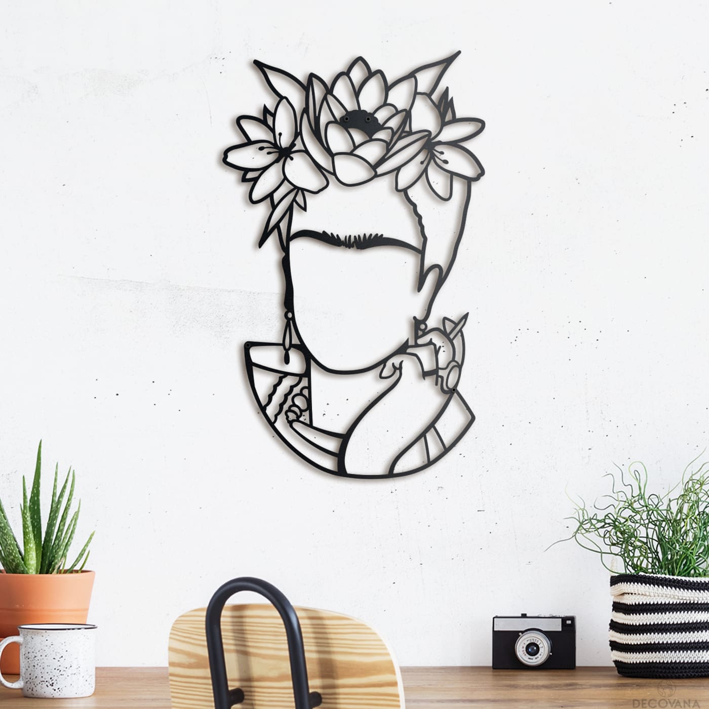frida-line-art-metal-deco-decovana-co_391_jpg_webp